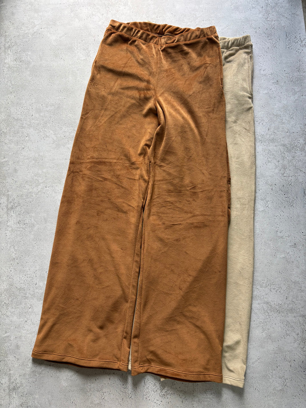 PANTALÓN PLUSH CAMEL