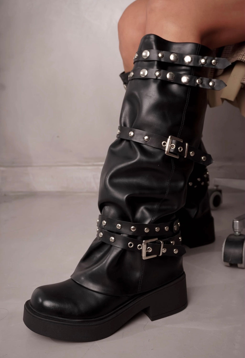 FIORE BLACK