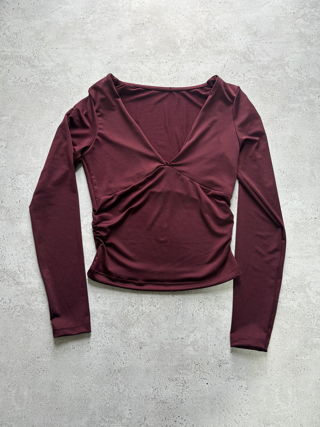 TOP cuello en V